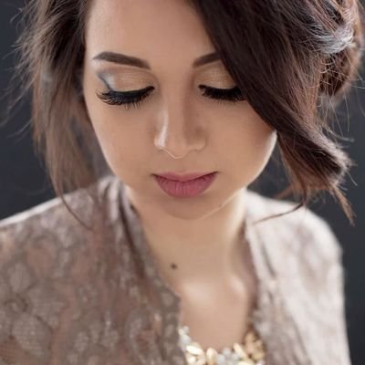 zahrazamani6's profile picture. Threading expert, eyebrow obsessive, beauty and make up lover! Based in Bristol, Uk
beautybyzarauk@gmail.com