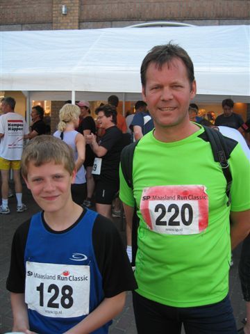 Belastingadviseur, vader van 3 zonen, racefiets, mtb, hardlopen en sport kijken bij de kinderen.