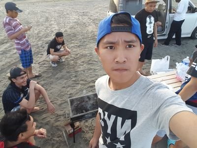 FianWalukow's profile picture. Nothing to lose.