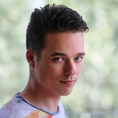 ThobiasTrent's profile picture. Gamer / Music lover / Singing / Zelda / Reading / English / Dutch / September / Disney / Gadget lover / Media designer / Education