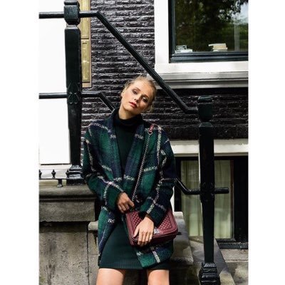 FableFrique's profile picture. Frederique • Fashion influencer • Law grad., LL.M • Main channels: @fablefrique on Instagram and https://t.co/ek4NEwlIkn • For business: fablefrique@gmail.com