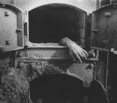 Когда имеешь дело со мной, полагаться на логику крайне не разумно.