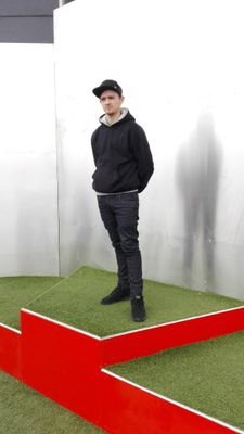 Steven_Syks's profile picture. living the gaming life 

quote : Stage Is A Fright, Life Is A Fight