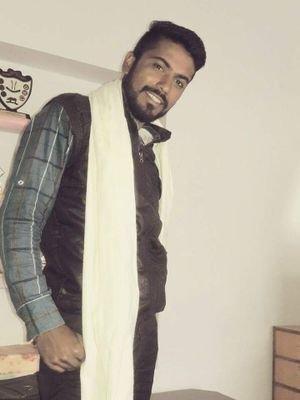 DhinwaVeer's profile picture. 