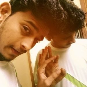 abhinavtauras's profile picture. • Medic • More than a Reader, Less than a Writer •