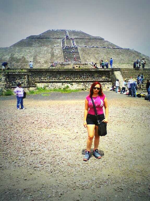 LizzyMerino's profile picture. Divertida, segura, una audaz lectora, impaciente, conoceme y sabras....