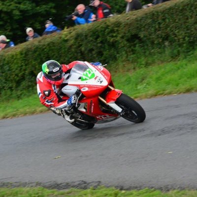 sm61102404's profile picture. washed up club racer....