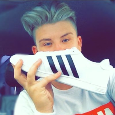 •VLOGER •
