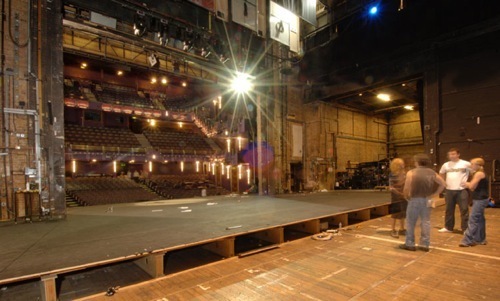 BackstageArts's profile picture. We love the arts - follow us if you do too! We're always looking for more artists and creators - contact us! @alexandraloh & @Kat_Ballante