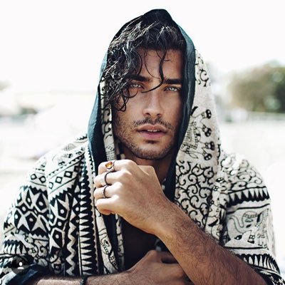 tonirpgr's profile picture. Je m'en fous.