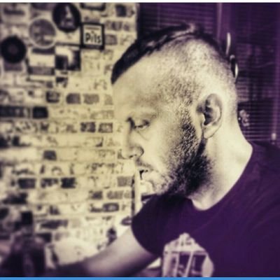 boomboolenat's profile picture. Неутомимый искатель. Трансерфинг реальности. Музыка, Циничный стеб, исторический детектив, политический пофигизм, брат по разуму, научный язычник.