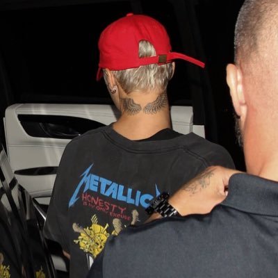 justinrpgnik's profile picture. girl i just wanna see what that booty do