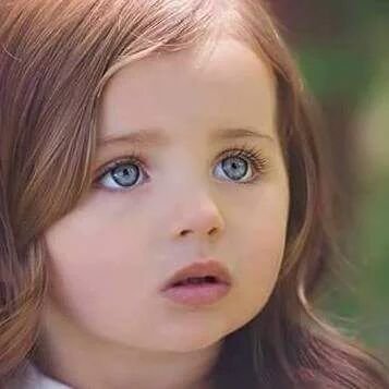 ‏‏‏‏‏‏‏‏‏‏‏‏‏‏‏‏‏‏‏‏‏‏معجبه جداً بَ نفسي 

بِصدقي و وضوحي وتنآقضي و غموضي و شري وخيري 

وإن لمَ تنوو آحتضآن عيوبي قبل محآسني 

فآرحلو