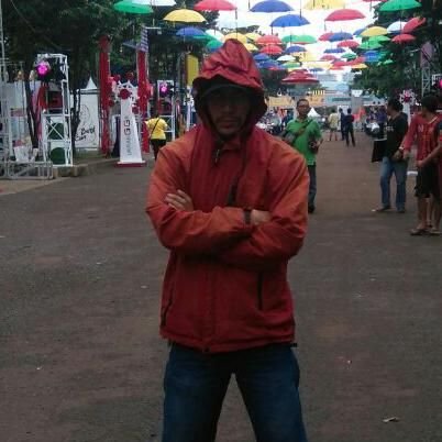 fahrezy789's profile picture. Slow