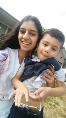 saras13117's profile picture. 