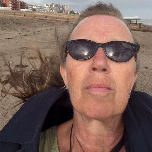 AnnaM46's profile picture. 