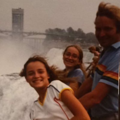 hillyerthings's profile picture. WHERE'S MY TEA