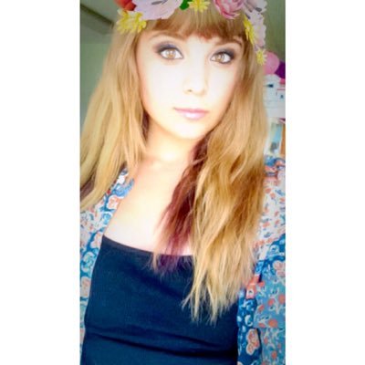 RachelW98057625's profile picture. only an act of true love can thaw a frozen heart.. so someone come kiss me before I hurt someone.