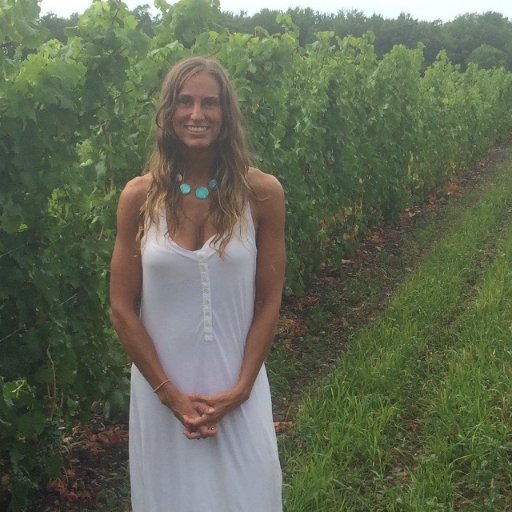 TiffanyBBateman's profile picture. Freelance journalist