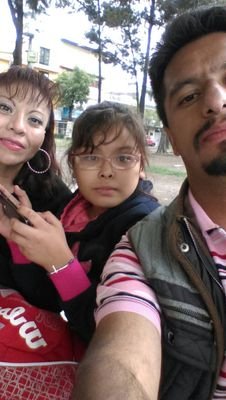 DonovanGlez3's profile picture. Me gusta bailar, m gusta estudiar y estar con mi novia é sobrina d m novia que ya es mi sobrina.