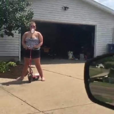 skylurrain's profile picture. love clits!