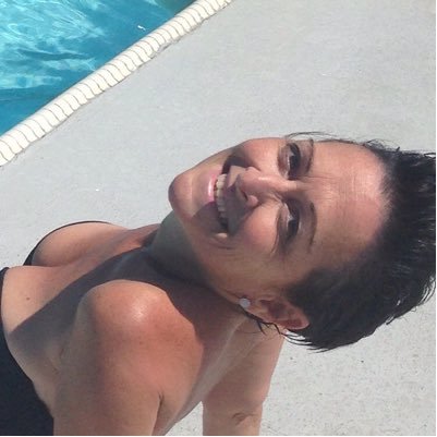 LiseMacEachern's profile picture. Beauty Buff, Vegetarian, Fitness Nut