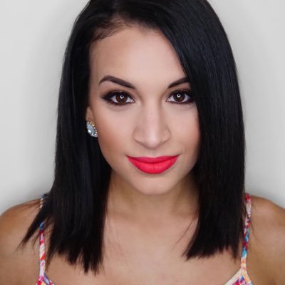 Beauty Vlogger and Fashion Blogger Instagram and YouTube: hashtagfablife Snapchat: hashtagfabsnaps