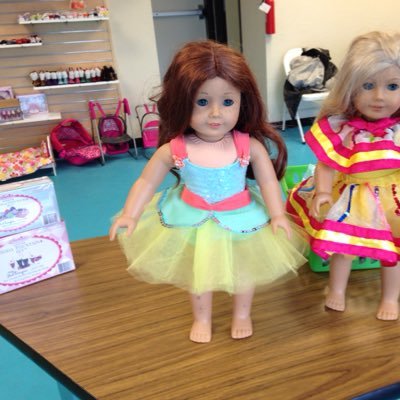 I am a retired Mimi who loves all things dolls