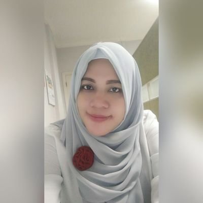 evoy_aurelia's profile picture. do the impossible and see the invisible