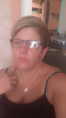 elwiradrabo's profile picture. Szczerość:)