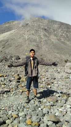 Van_Rizqi27's profile picture. 