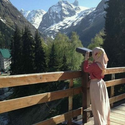 MIF_HaNsaNa's profile picture. I'm Just A Sinner Who's Probably Gonna Sin Again, Oh! ALLH Forgive Me....
My Tweets Don't Make Me Pious.....