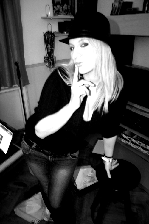 Lengyel Dóra Profile