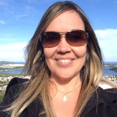 RobertaCNC's profile picture. 