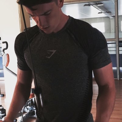 paucontre_'s profile picture. Fitness enthusiast. Sport science student.