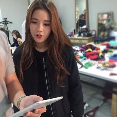 yongsunug's profile picture. mes désirs font désordre