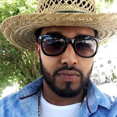 Moneymakesmehap's profile picture. I'm confident