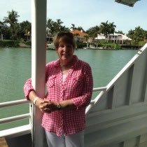 JeanEbb's profile picture. 