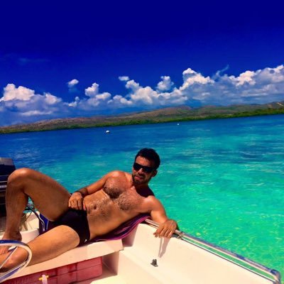 Emmanue51504148's profile picture. PSICOLOGO CLÍNICO, DUEÑO DE JOYERIA RELAX (FB), ENTRENADOR DE PROCESOS DE AUTO-AYUDA, AMO EL MAR🌅, LA NATURALEZA🏝, MI PAZ🙏🏽, SERVIR🤗 y AYUDAR💪🏽