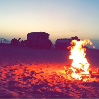 استغفر الله الذي لا اله الاهو الحي القيوم واتوب اليه عدد خلقه ورضى نفسه وزنه عرشه ومداد كلماته.