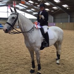 Grade 1 International Para Dressage Rider living with #MS and founder of the Para Equestrian Foundation @paraequestrians 🇬🇧