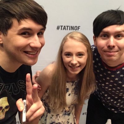 JamieLouise247's profile picture. 