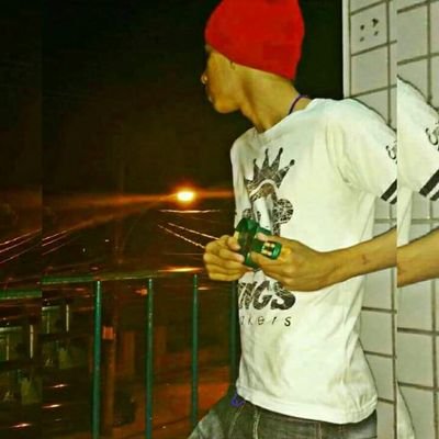 MACONHA CONHECI COMO MARIJUANA AQUELA QUE TE DEIXA NA ONDA COM GOSTO MELHOR QUE LASANHA