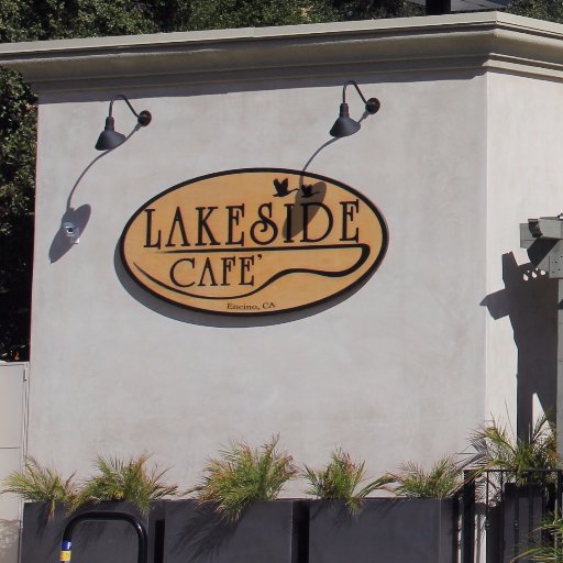 An amazing Park-Side Haven away from the Hustle & Bustle of LA
16817 Ventura Blvd. 
Brunch, Lunch , Dinner 
Happy Hour EVERYDAY 3-6pm
Events@lakesidecafe.com