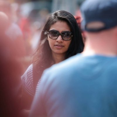 VJeew87's profile picture. 