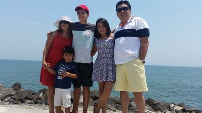 ricardoalcohol's profile picture. 