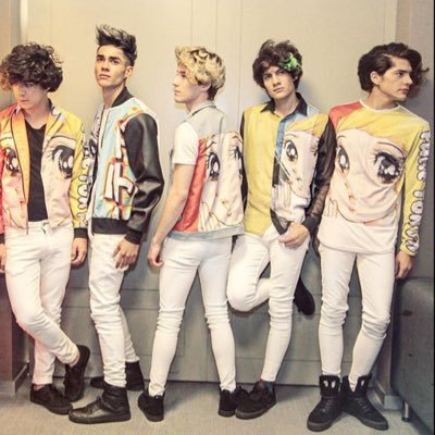 mamacodercd9's profile picture. Artistas Música soy mamá Coder y que? Amo con locura a estos chicos ❤️ Llámenme MAMÁ