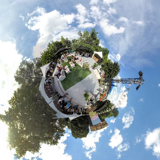 Company specializing in 360 photo and video, virtual visits and event photography.