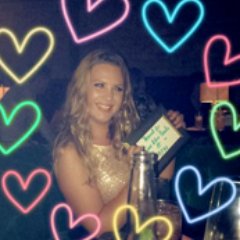 _eimeareilise_'s profile picture. Business and german.                       Trinity College.                                   ❤ Conquering Dublin one day at a time