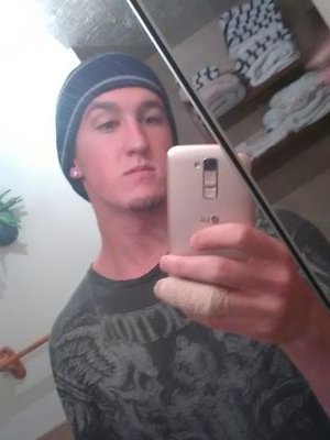 JonnyTrixter98's profile picture. 